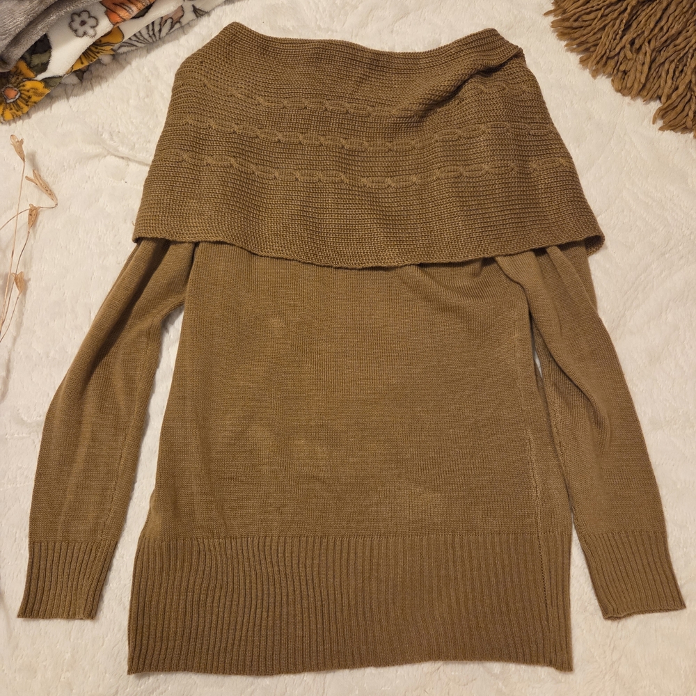 Wishlist Off-the-Shoulder Brown Sweater